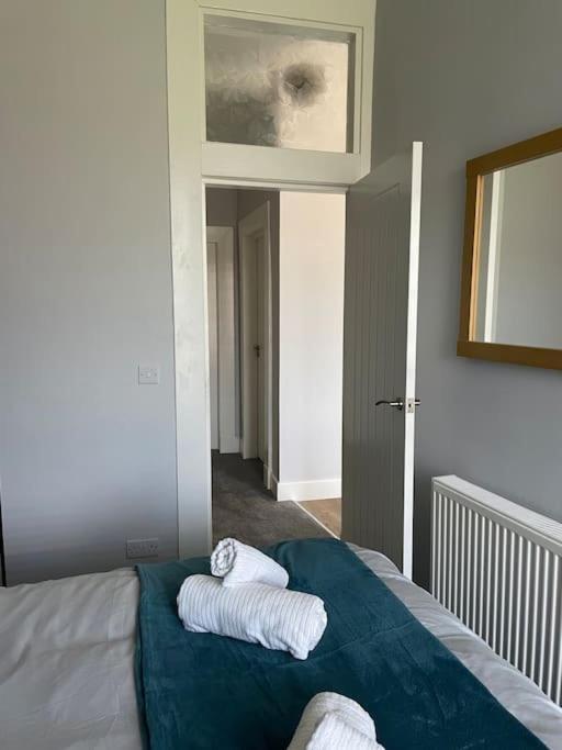 Appartement 5 Minutes From Loch Lomond - Newly Renovated Ground Floor 1-Bed Flat à Bonhill Extérieur photo